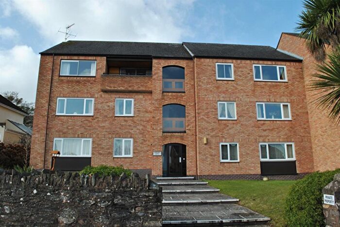 2 Bedroom Flat To Rent In Middleway, Taunton, TA1