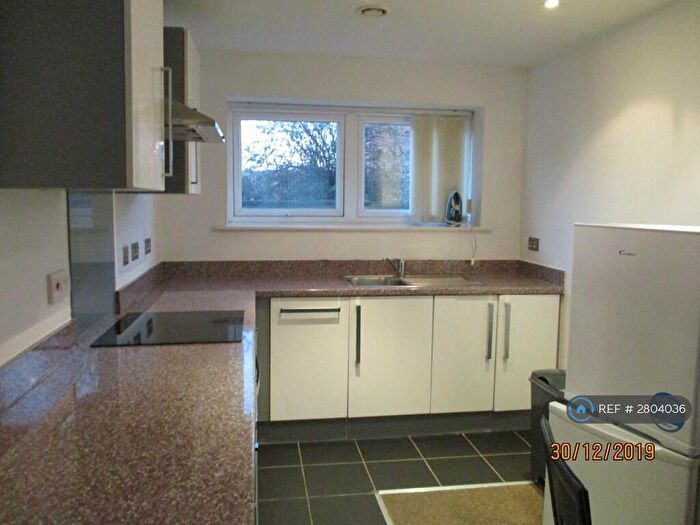 2 Bedroom Flat To Rent In Park Lane, Liverpool, L1