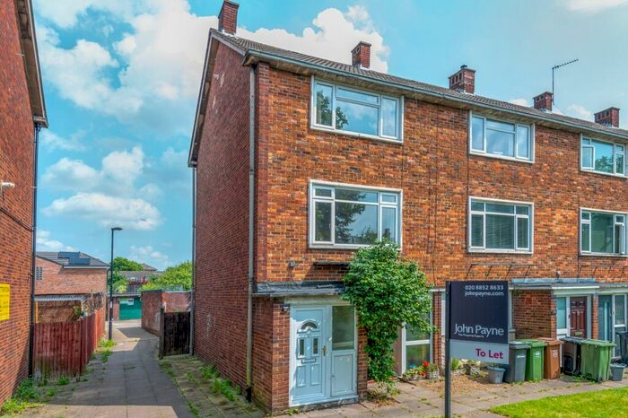 2 Bedroom Maisonette To Rent In Burnt Ash Road Lee, SE12