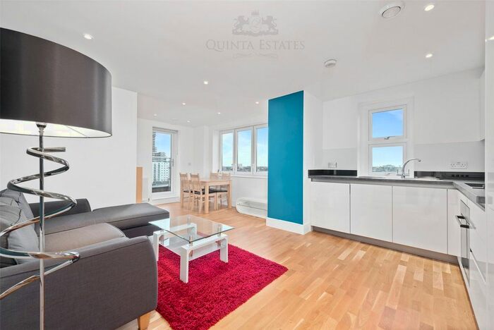 1 Bedroom Flat To Rent In High Street, Hounslow TW3