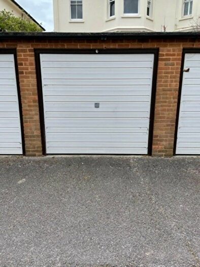 Garage / Parking To Rent In Garage Eaton Gardens, BN3