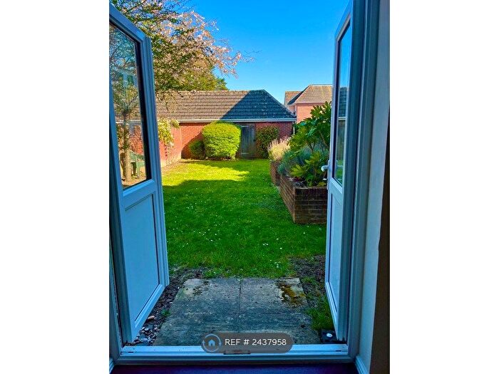 2 Bedroom Flat To Rent In Ashdown House, Chandler's Ford, Eastleigh, SO53