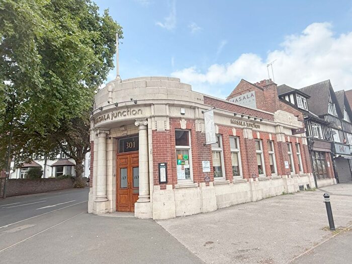 2 Bedroom Flat To Rent In Mansfield Road, Carrington, NG5