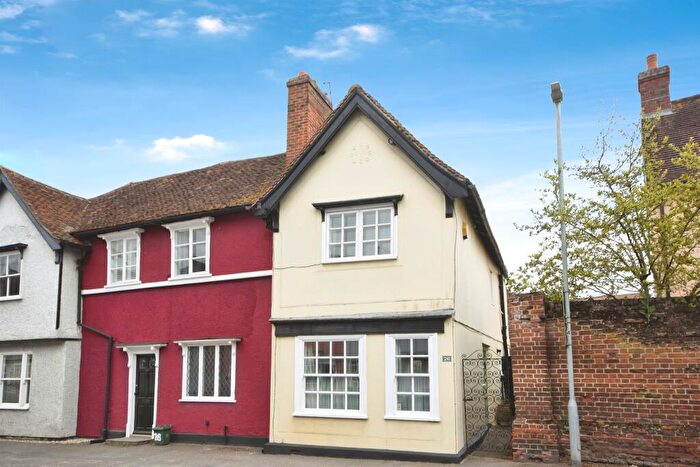 2 Bedroom Character Property For Sale In High Street, Kelvedon, Colchester, CO5