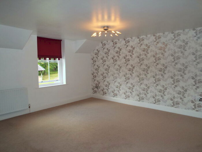 3 Bedroom Apartment To Rent In The Towers - Witton Le Wear, DL14