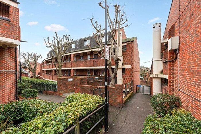 1 Bedroom Apartment For Sale In Wynford Road, London, N1