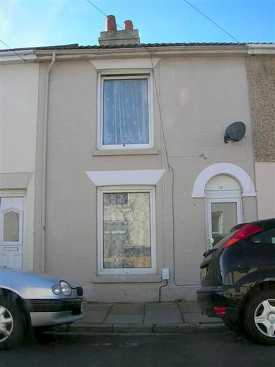 2 Bedroom Terraced House To Rent In Albert Street, Gosport PO12, Gosport,