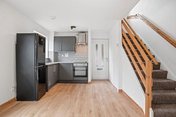 1 Bedroom Terraced House To Rent In Ochiltree Crescent, Mid Calder, EH53