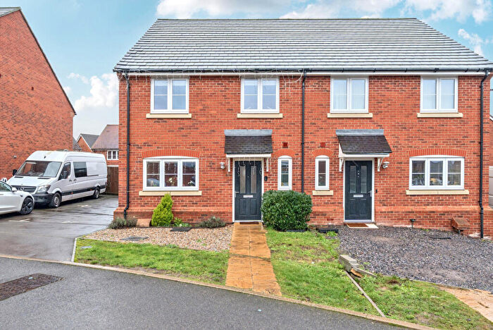 3 Bedroom Semi Detached House For Sale In Wilder Crescent, Spencers Wood, Reading, Berkshire, RG7