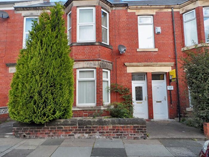 3 Bedroom Flat To Rent In Tosson Terrace, Heaton, Newcastle Upon Tyne, Tyne And Wear, NE6