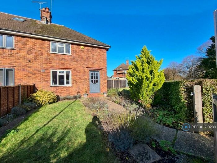 3 Bedroom Semi-Detached House To Rent In Little Marlow Road, Malrow, SL7