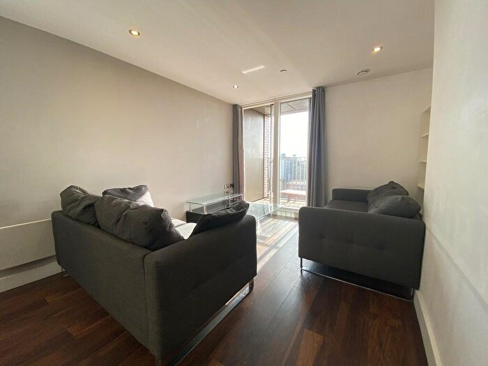 2 Bedroom Apartment To Rent In The Assembly, Cambridge Street, M1