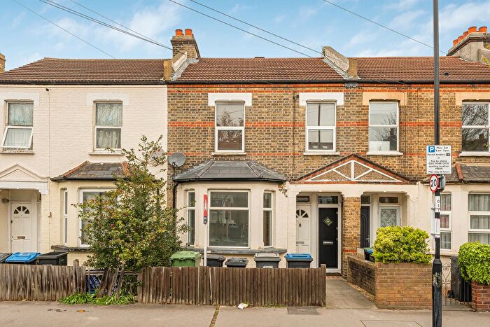 1 Bedroom Flat For Sale In Alexandra Road, Croydon, CR0