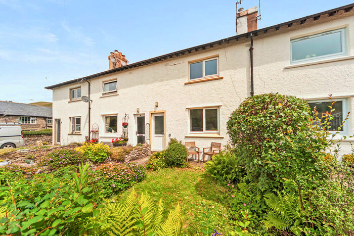 2 Bedroom Terraced House For Sale In Conistone Road, Kettlewell, BD23