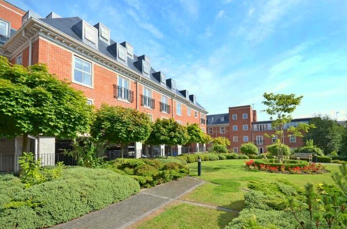 2 Bedroom Flat To Rent In Centurion Square, Skeldergate, York, YO1