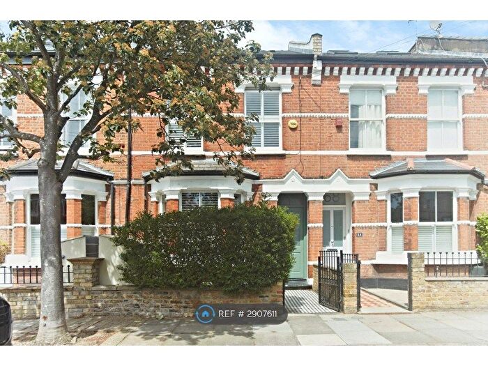 4 Bedroom Terraced House To Rent In Wilna Road, London, SW18