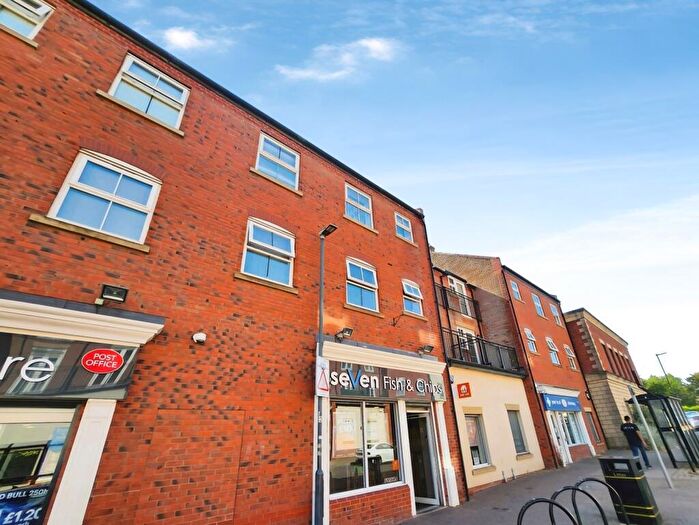 2 Bedroom Flat To Rent In Larch Close, Nuneaton, Warwickshire, CV10