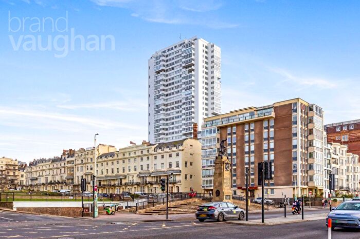 2 Bedroom Flat For Sale In St. Margarets Place, Brighton, BN1