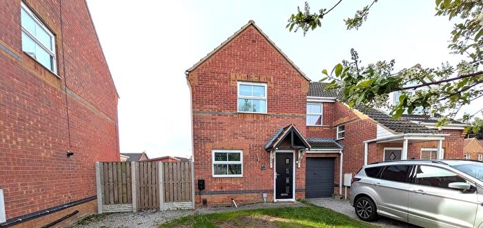 2 Bedroom Semi Detached House For Sale In Ardron Walk, Rawmarsh, Rotherham, S62