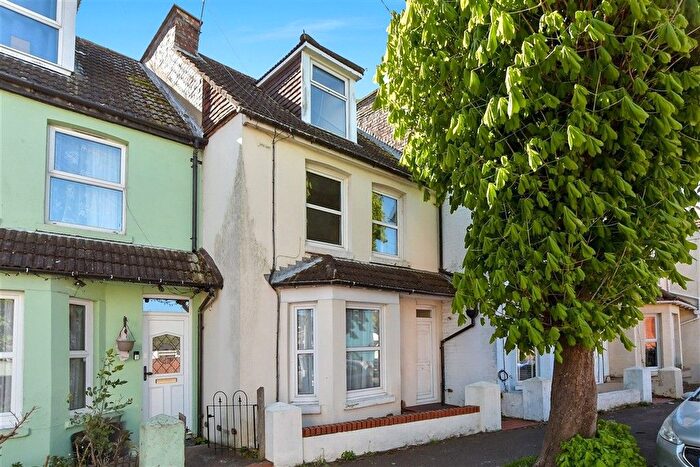 3 Bedroom Terraced House For Sale In Gladstone Road, Folkestone, Kent, CT19