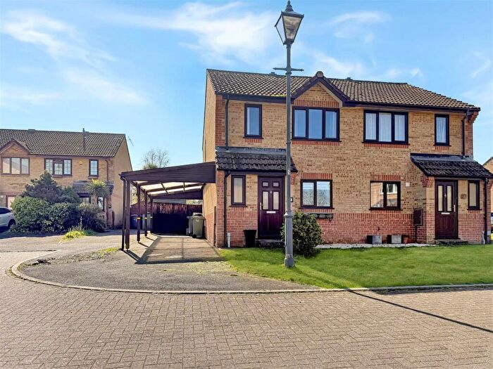 3 Bedroom Semi Detached House For Sale In Swallow Field, Roundswell, Barnstaple, EX31