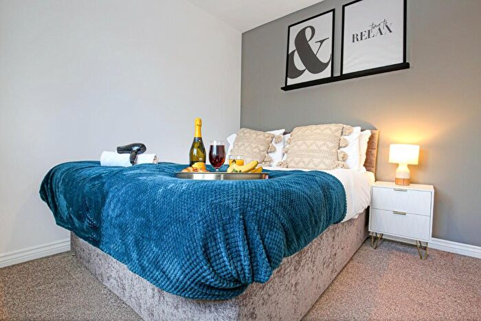 4 Bedroom House To Rent In Prince Rupert Drive, Aylesbury, Buckinghamshire, HP19