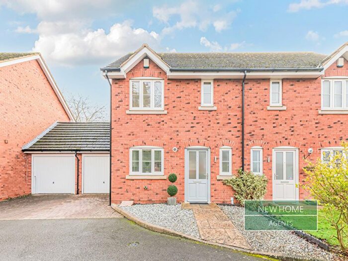 3 Bedroom Semi Detached House For Sale In The Beeches Burbage, Hinckley, LE10