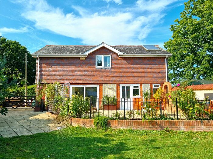 2 Bedroom Detached House To Rent In Canada Common, West Wellow, Romsey, SO51