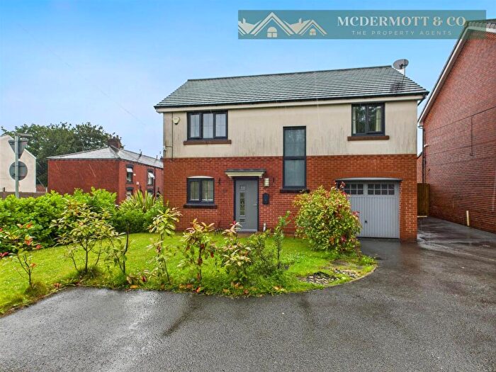 4 Bedroom Detached House For Sale In Olive Crescent, Chadderton, OL9