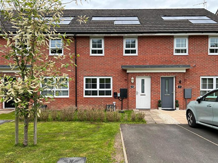 3 Bedroom Terraced House To Rent In Wisbech Close, Runcorn, WA7
