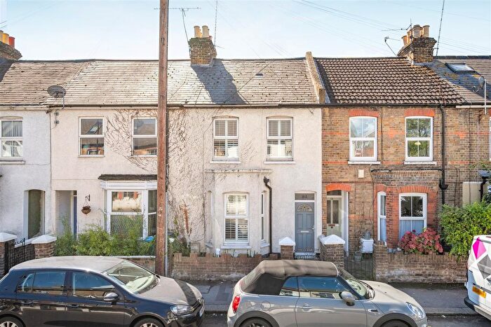 3 Bedroom Terraced House For Sale In Arthur Road, Windsor, SL4