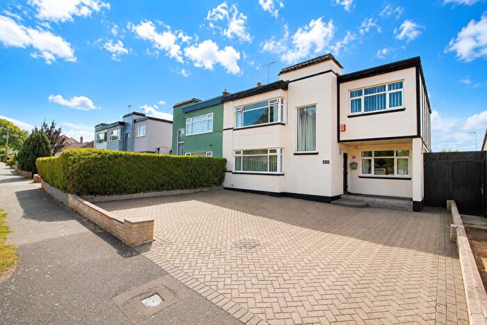 4 Bedroom Semi Detached House For Sale In West Park Avenue, Margate, CT9