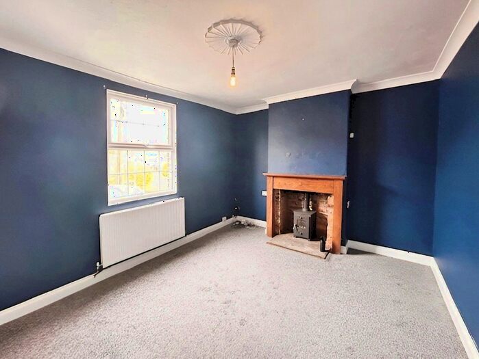 3 Bedroom End Of Terrace House To Rent In Normanby Road, Thealby, Scunthorpe, Lincolnshire, DN15