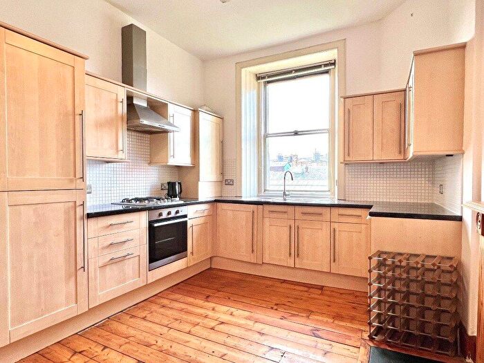 1 Bedroom Flat To Rent In Sloan Street, Edinburgh, Midlothian, EH6