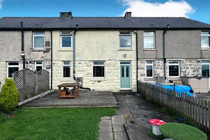 3 Bedroom Terraced House For Sale In Batham Gate Road, Buxton, SK17