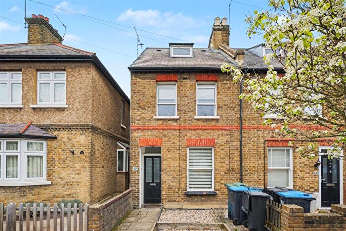 2 Bedroom End Of Terrace House For Sale In Halifax Road, Enfield, EN2