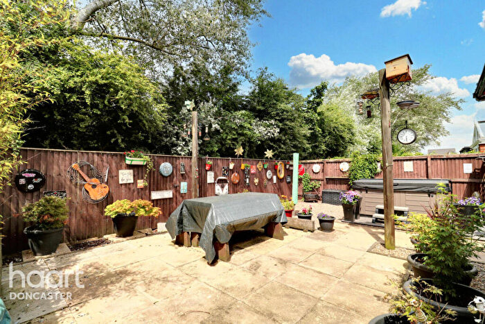 4 Bedroom Detached House For Sale In Heatherfields Crescent, Rossington, Doncaster, DN11