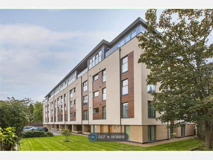 3 Bedroom Flat To Rent In Ravelston Terrace, Edinburgh, EH4