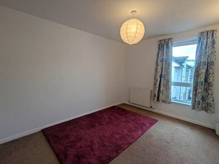 4 Bedroom Town House To Rent In Milnbank Gardens, Dundee, DD1