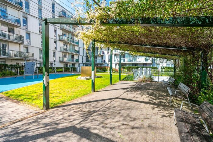 2 Bedroom Flat For Sale In Empire Way, Wembley Park, Wembley, HA9