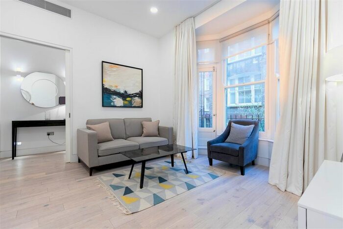 1 Bedroom Flat To Rent In Kensington High Street, Kensington, W8