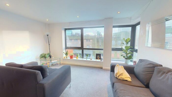 2 Bedroom Flat To Rent In FLat . Cymbeline House, NG1