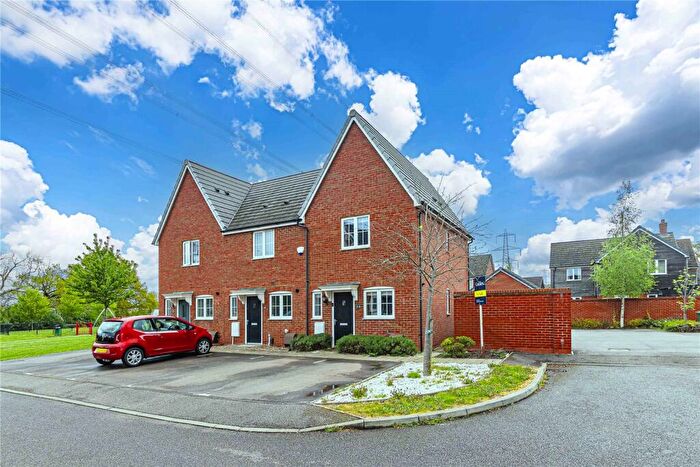 2 Bedroom End Of Terrace House For Sale In Fortuna Mead, Leighton Buzzard, Central Bedfordshire, LU7