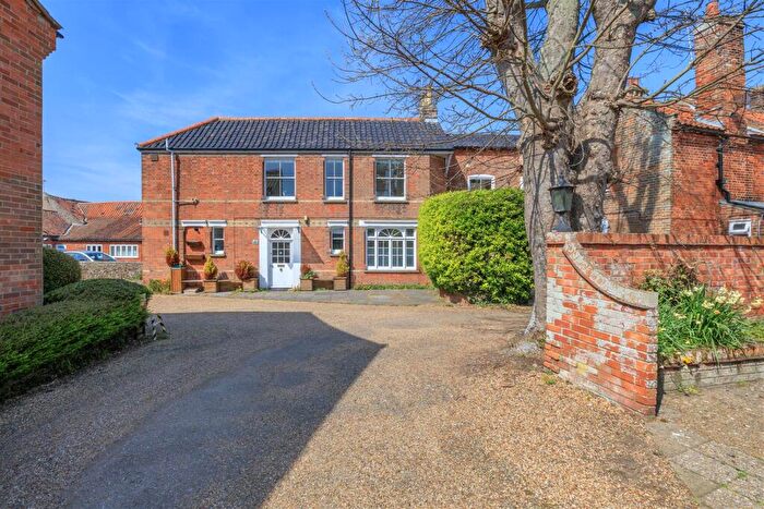 1 Bedroom Apartment For Sale In High Street, Southwold, IP18