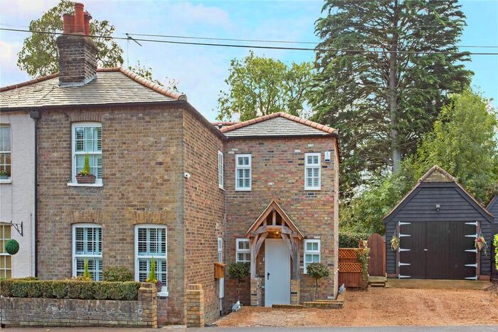 3 Bedroom Semi-Detached House For Sale In Coopersale Street, Epping, Essex, CM16