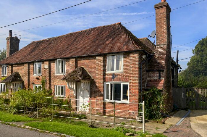 3 Bedroom Semi-Detached House For Sale In Bell Lane, Splaynes Green, Uckfield, East Sussex, TN22
