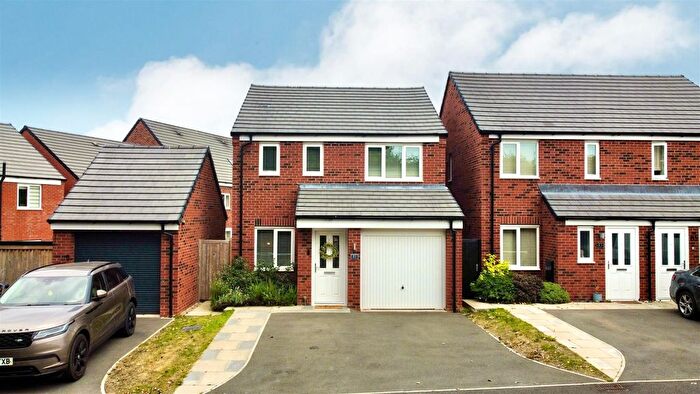 3 Bedroom Detached House For Sale In Woodpecker Way, Shepshed, Loughborough, LE12