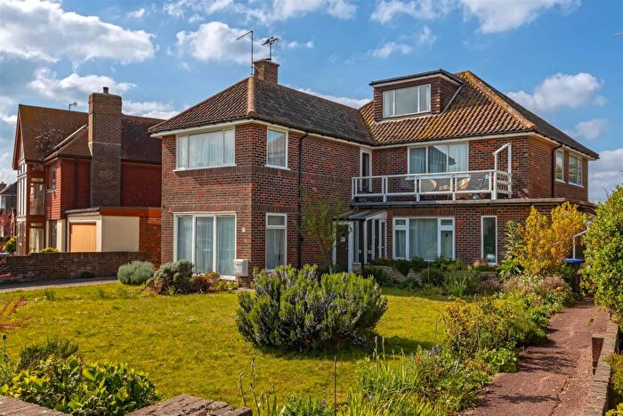 3 Bedroom Maisonette For Sale In Marine Crescent, Goring-By-Sea, BN12