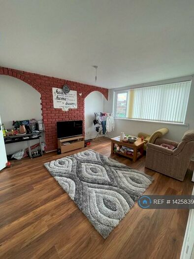 1 Bedroom Flat To Rent In Selby Road, Leeds, LS15