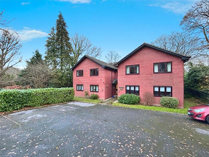 1 Bedroom Apartment For Sale In Minley Grove, Minley Road, Fleet, GU51